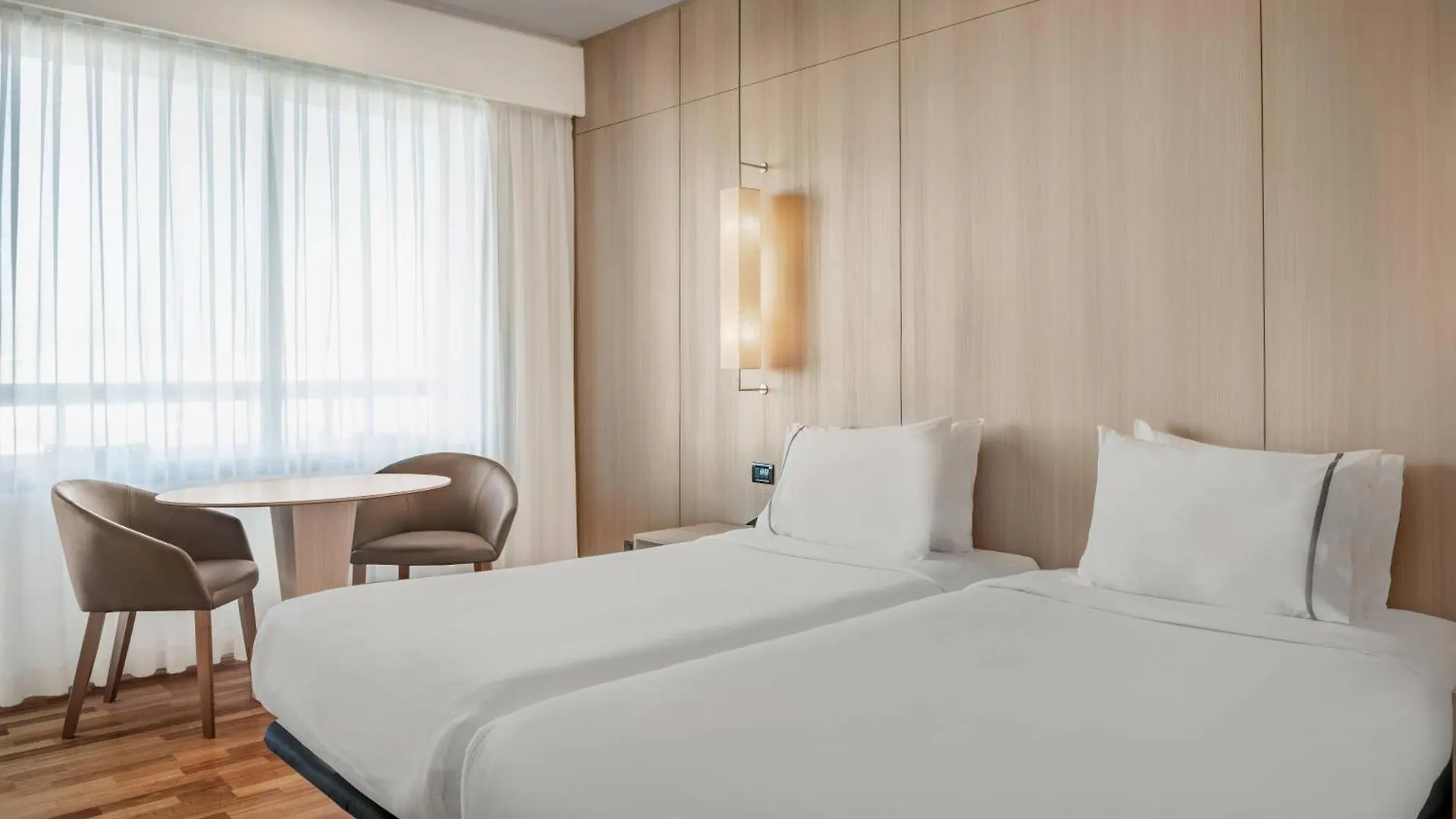 Ac Hotel Malaga Palacio By Marriott
